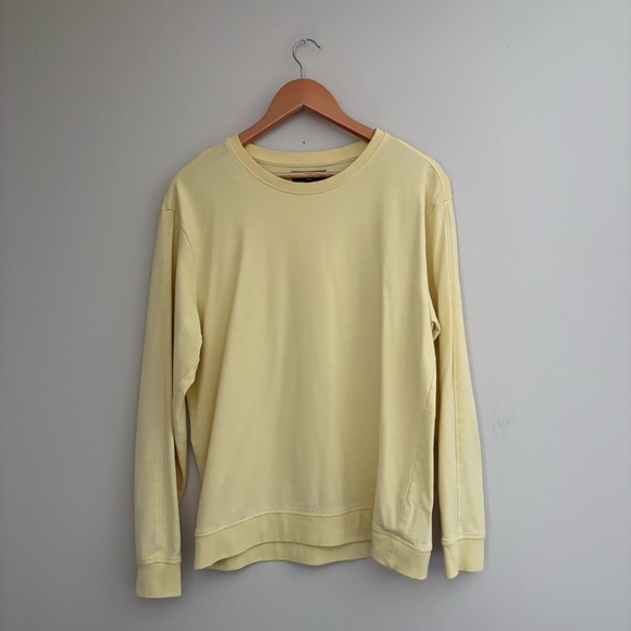 5/$5 Men's Pale Yellow Crewneck Sweater - Picture 2 of 4